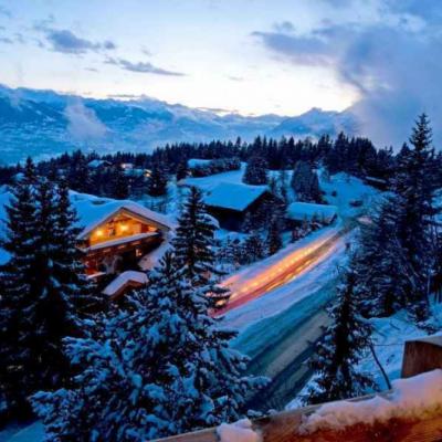 Phoca Thumb L Crans Montana Village Night